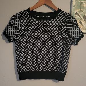Forever 21 Black and White Diamond Pattern Tee